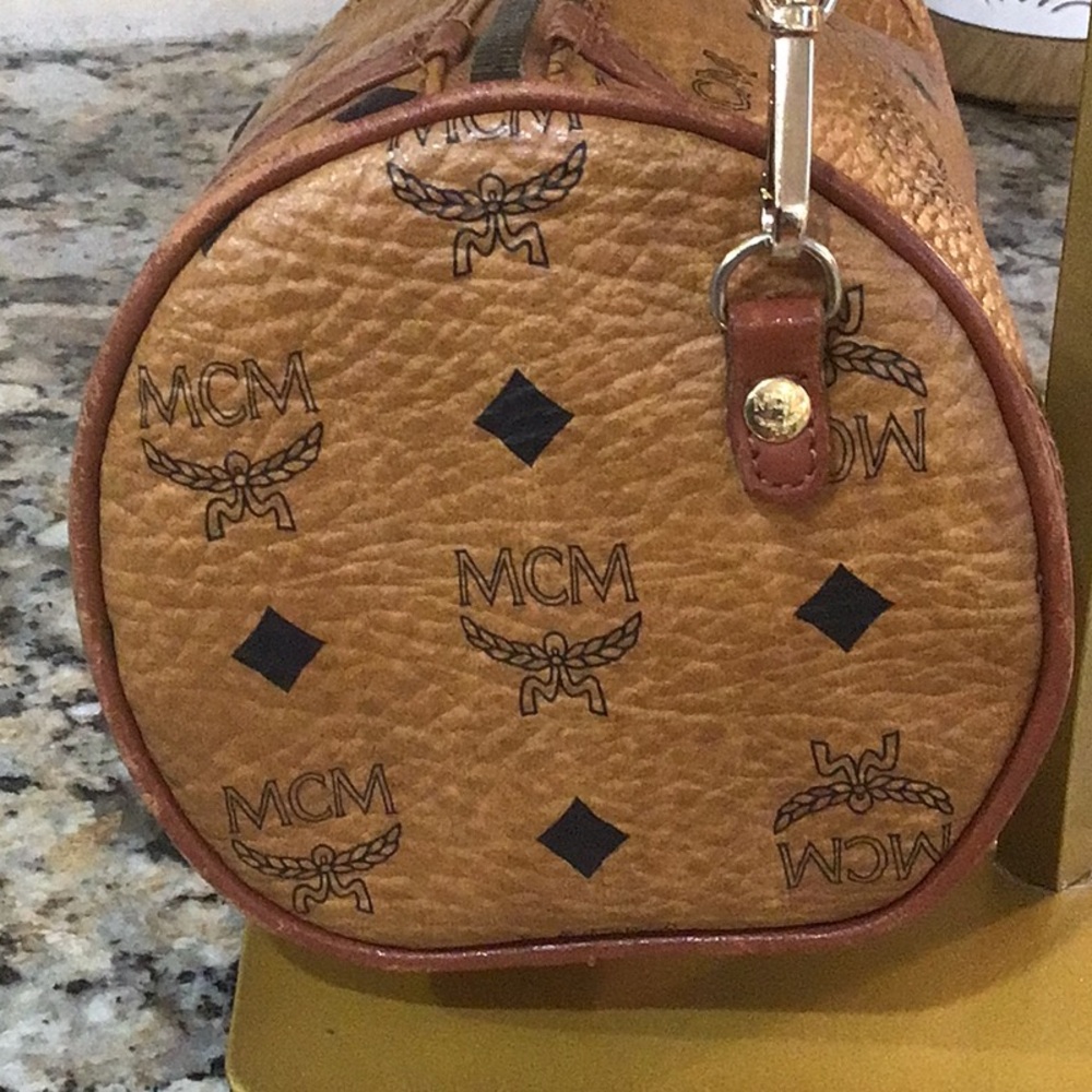 MCM Vicetos Logogram Shoulder Bag PVC Leather Brown Gold Auth 5767F Cylinder - Picture 7 of 9